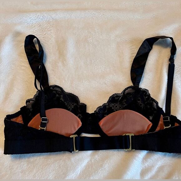 We are hah after hours bras - Picture 3 of 3